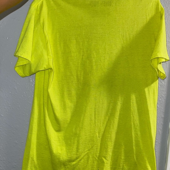 Yellow Guns and Roses shirt - Picture 2 of 2